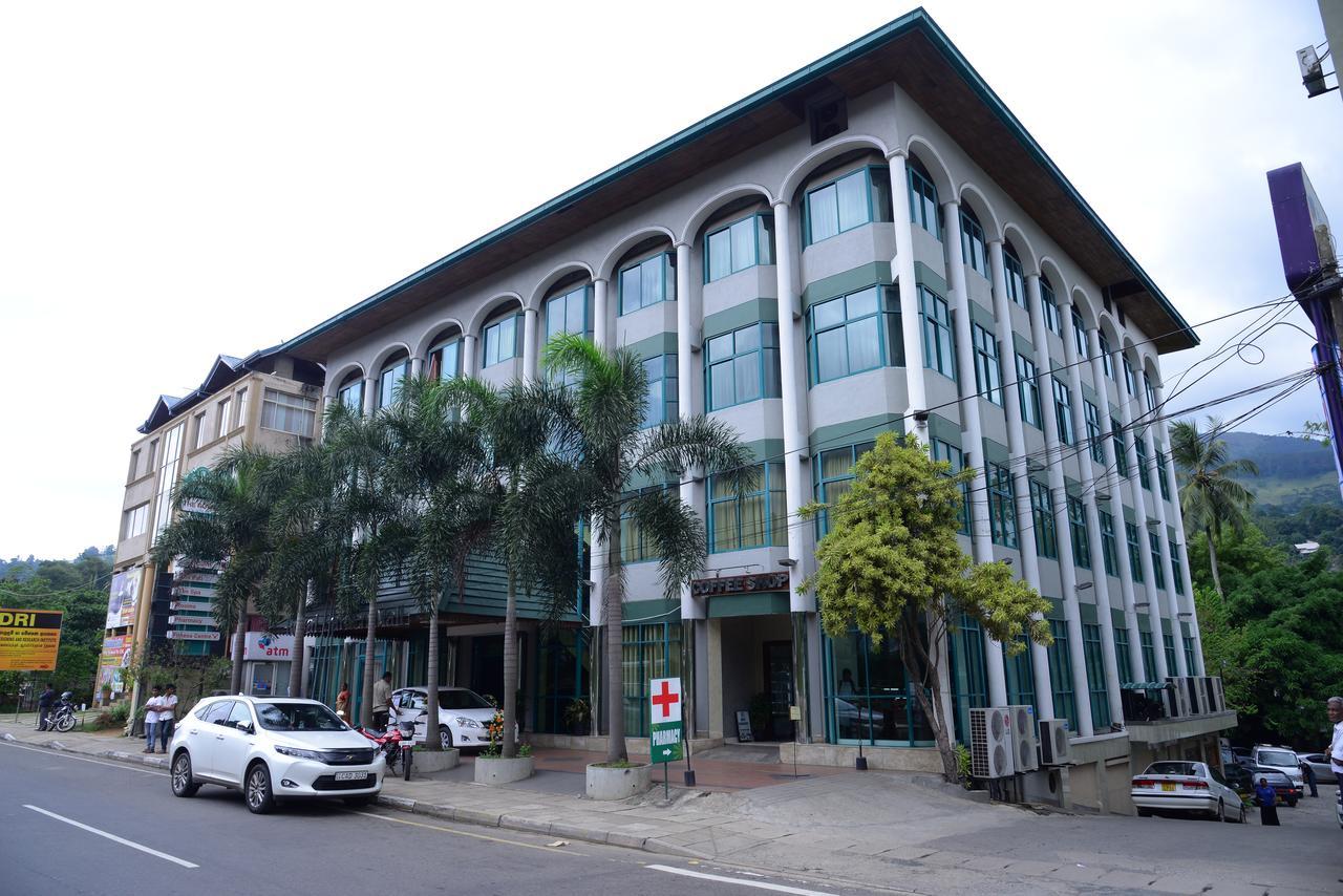 The Royal Mall Kandy Exterior photo
